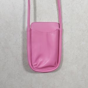 10400 Pink faux leather crossbody phone case and wallet